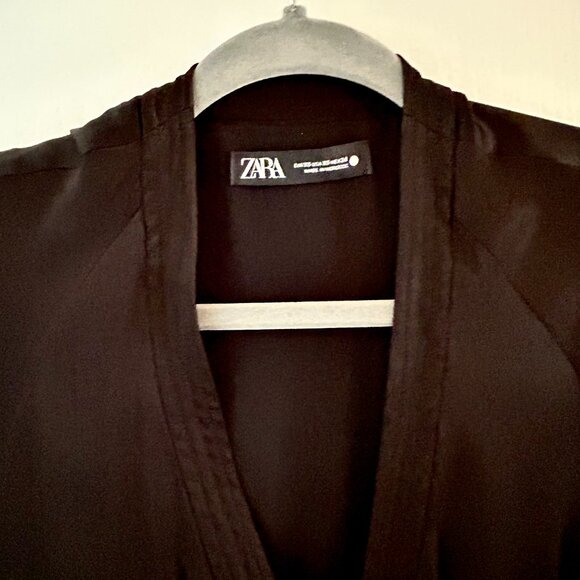 ZARA Embroidered Kimono Wrap Satin Robe - Picture 3 of 4